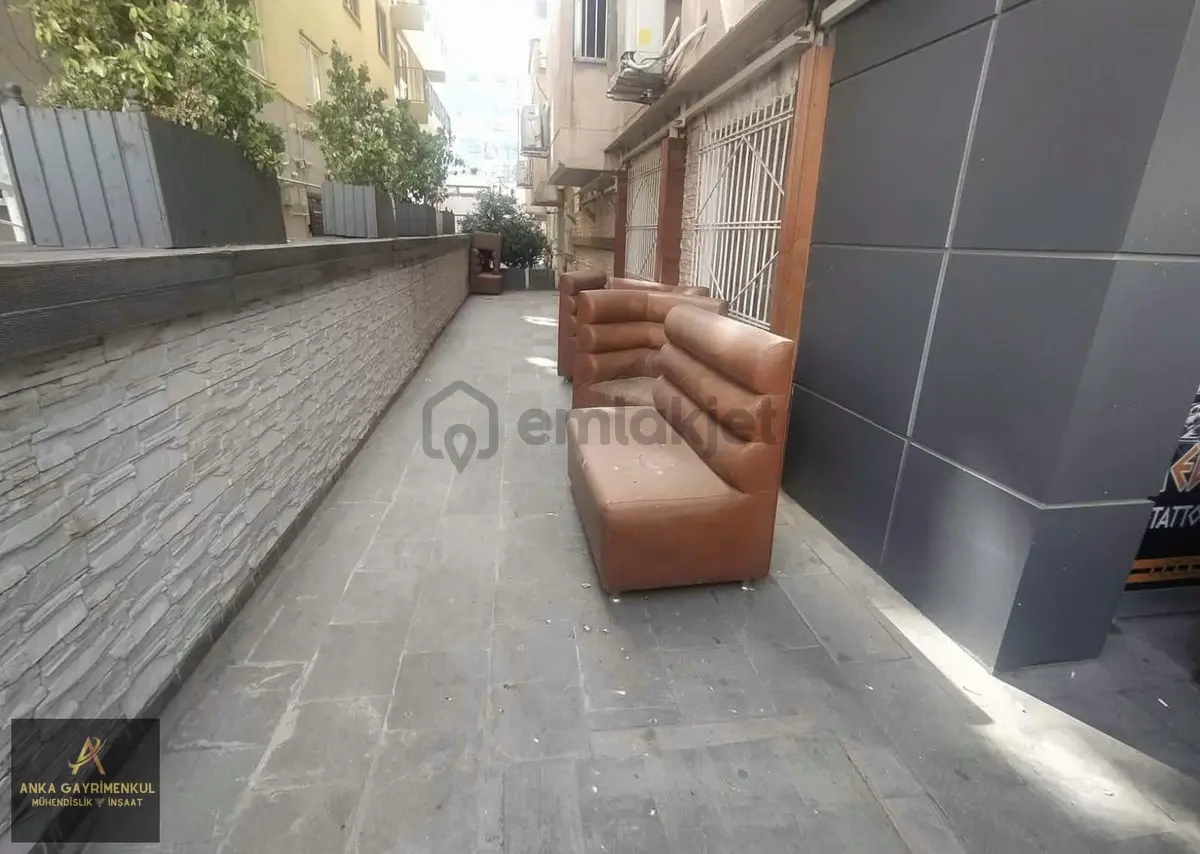 Ofiste Kiralık 100 M2 Dükkan - 6