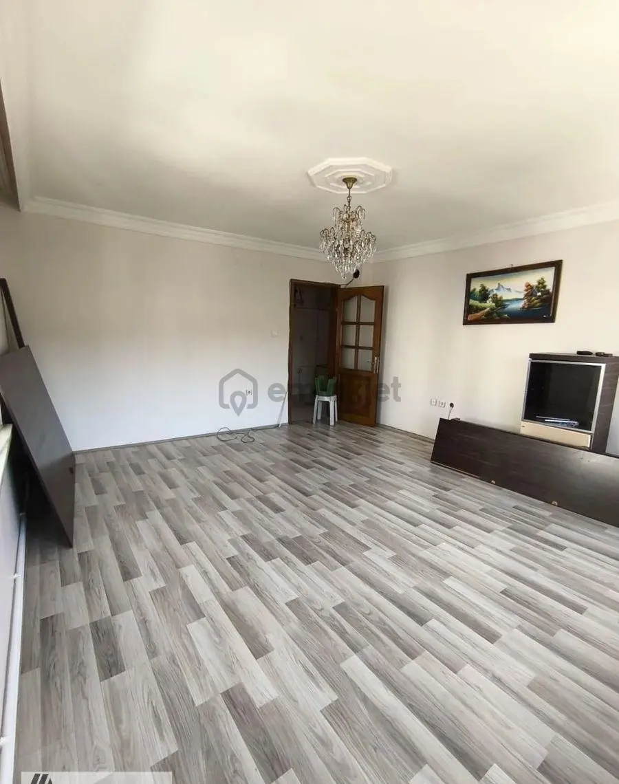 Sunullah Mah. 3+1 Ara Kat 2 Balkonlu 130 M2 Satılık Daire