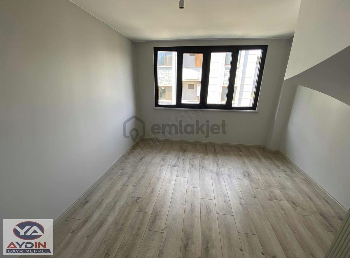 Darica Baglarbasinda Ultra Lux Dublex Daire - 13