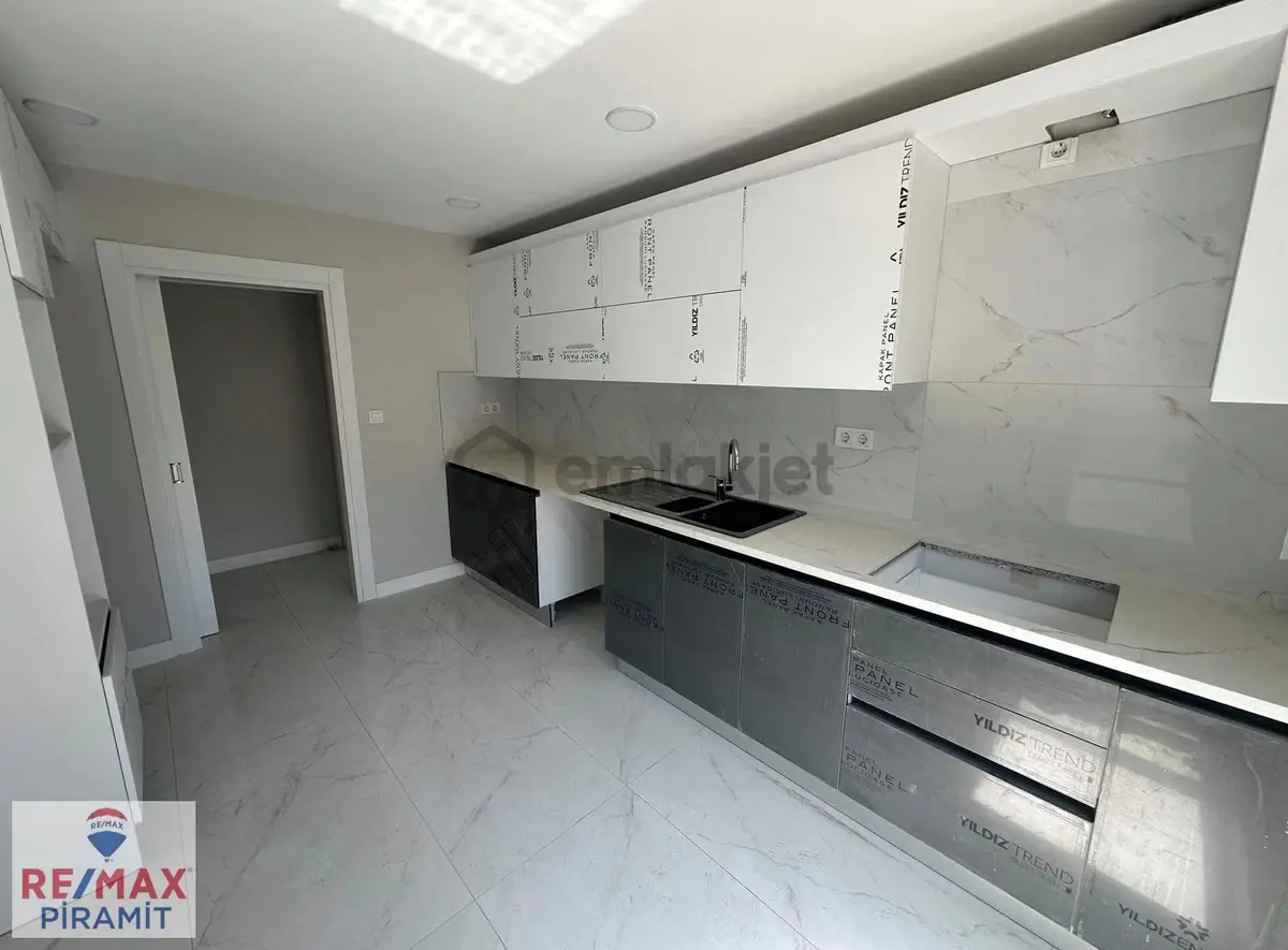 Çamlıca Sıfır Kapalı Otopark Ebeveyn Banyo 3+1 Balkonlu Daire - 31
