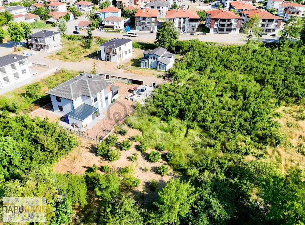 Tapuhane'den Rasimpaşa Mah. 620 M2 Satılık İmarlı Arsa - 6