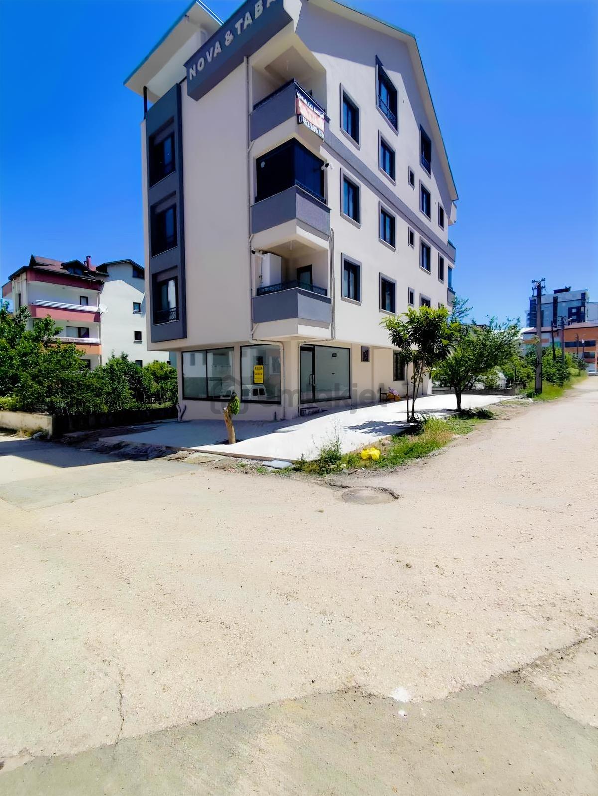 Reksa'dan Dolunayda Kiralık İşyeri - 10