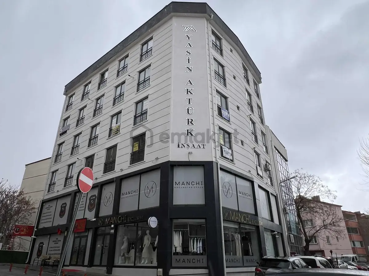 Kalealtı Caddesi Aktürk Plazada Ofisler