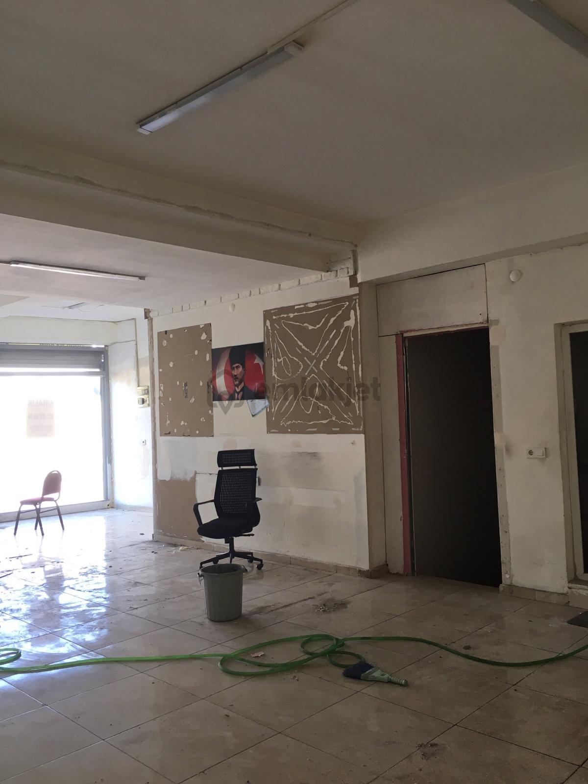 Batar Katlı Cadde Üzeri Dükkan - 29