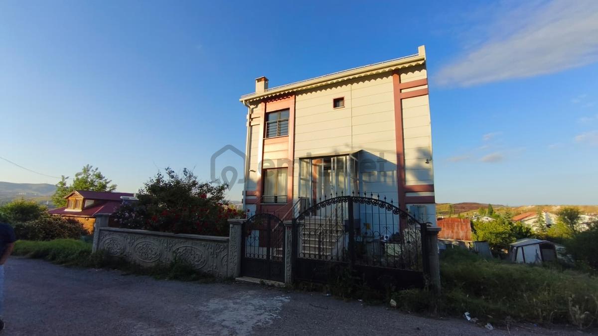 Net Yatırımdan Karşıyakada Süper Villa - 4