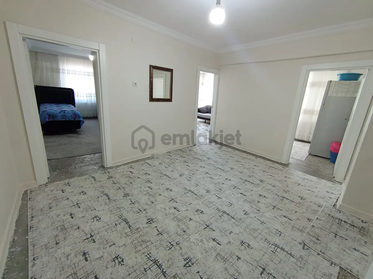Peynir Pazarı Yanı 3+1 Daire - 11