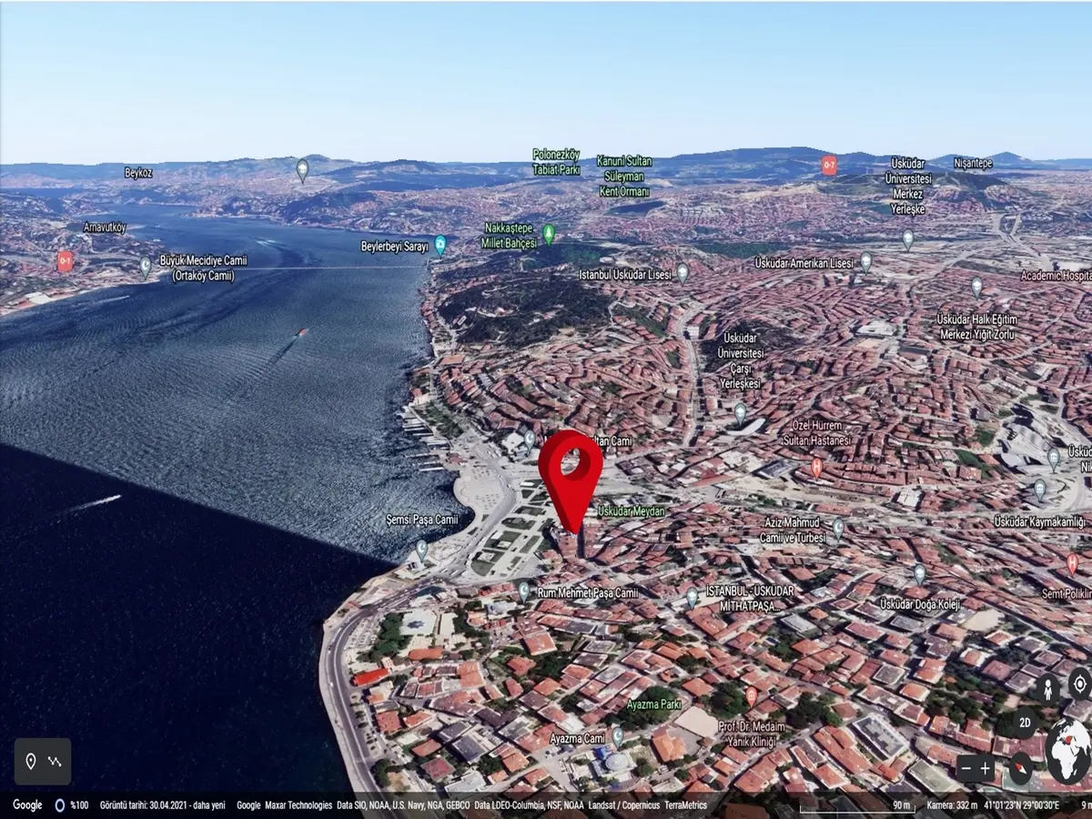 Üsküdar Merkezde Satılık 2+1 Daire - Maramaray'a 100m - 33