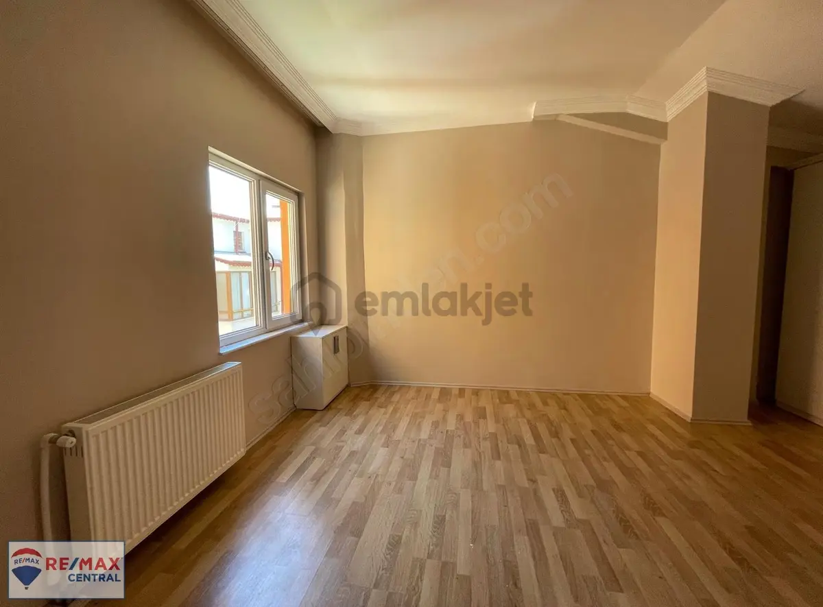 Remax Central'den Sularbaşı Mahallesinde Satılık 5+1 Dublex - 27
