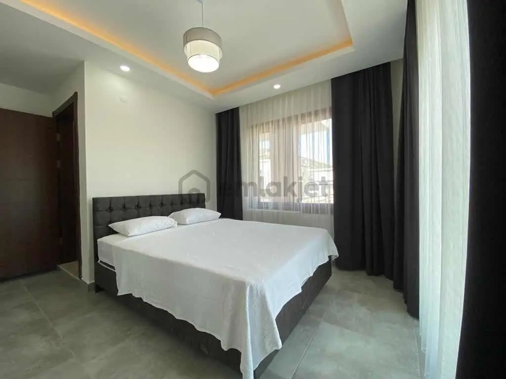 Kuşadası İstek Okulları Bölgesi'nde Özel Havuzlu Müstakil Villa - 11