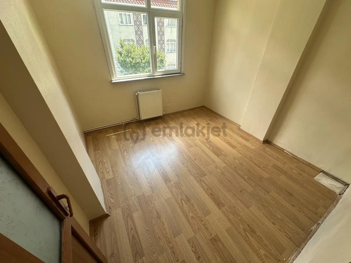 Kiralık Daire Eyüpsultan Karadolapda 2+1 80 M² - 12