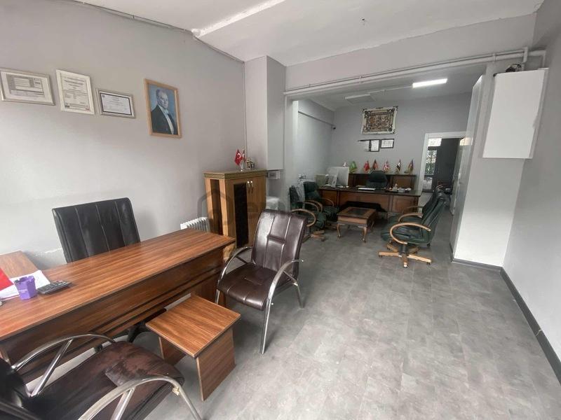 Satılık Düz Giriş Cadde Üstü Dükkan - 7