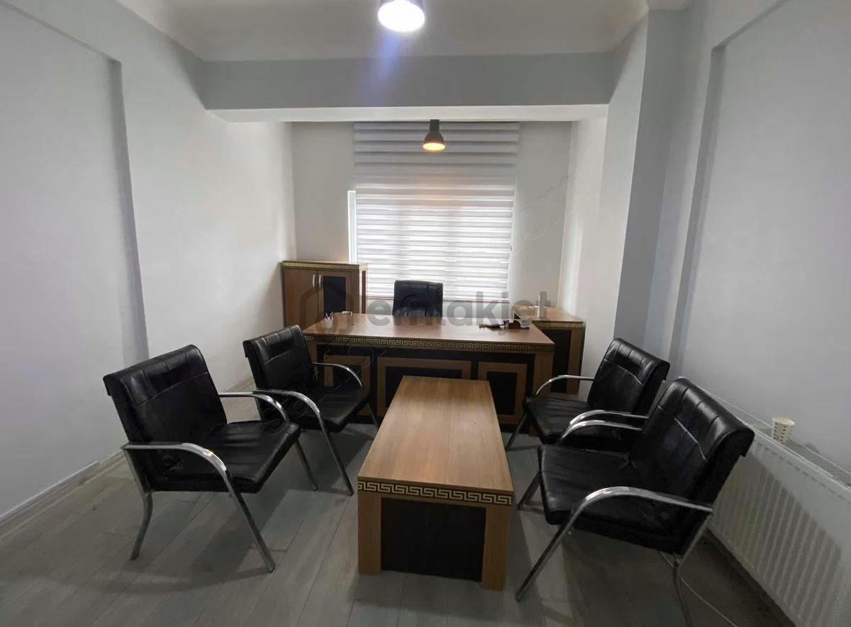 Satılık Düz Giriş Cadde Üstü Dükkan - 3