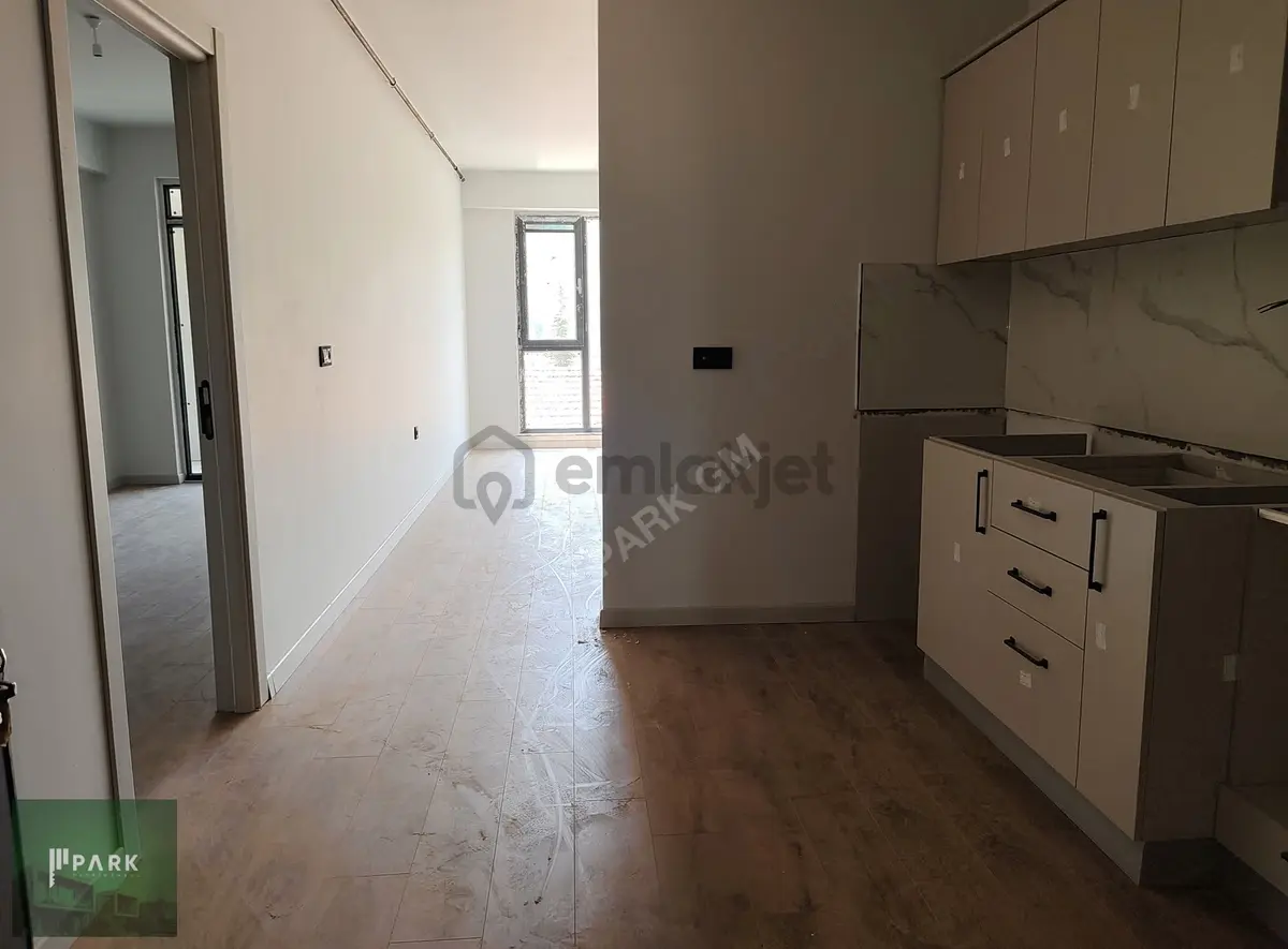 Park Gayrimenkul'den Orhangazi Mahallesinde Kiralık Sıfır 1+1 - 18