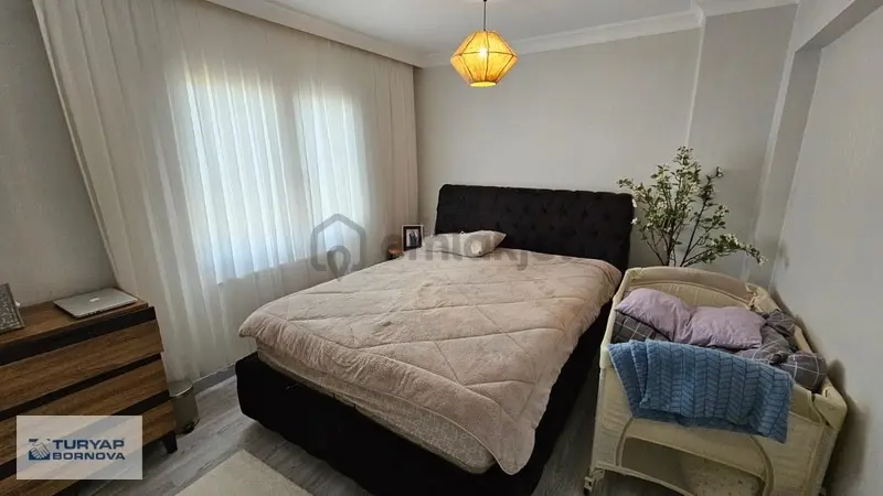 Postacılar Mahallesinde Komple Tadilatlı Satılık 3+1 Daire - 16