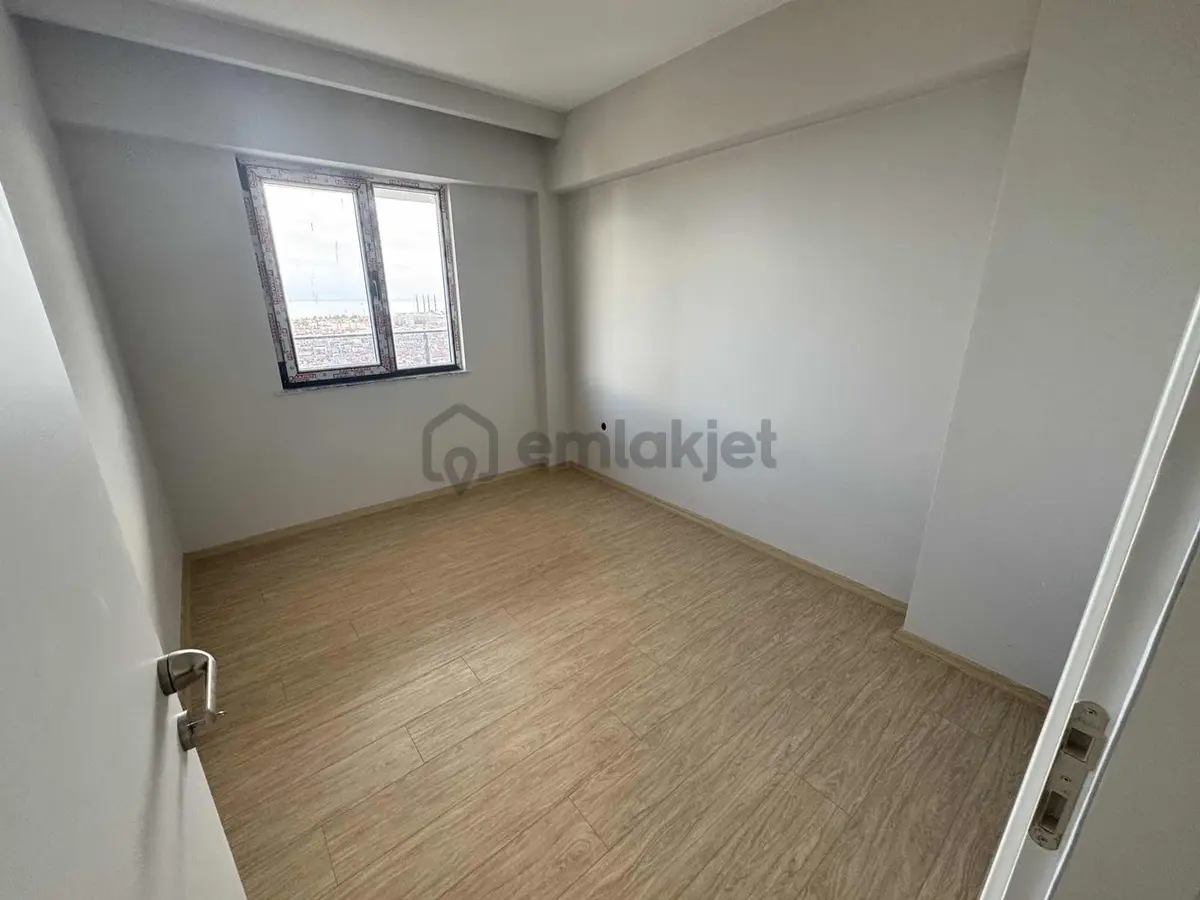 Kiralık Deniz Manzaralı 8 Adet 3+1 Daire - 30