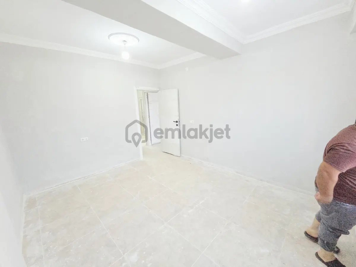Devteyştıde Satılık 2+1 Arakat Daire - 3