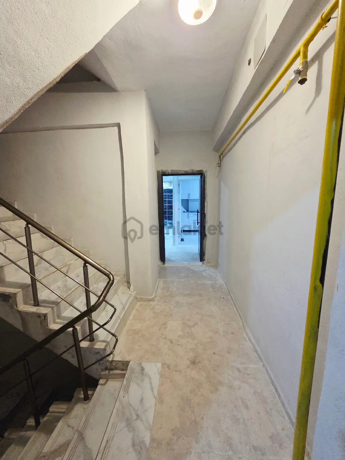 Devteyştıde Satılık 2+1 Arakat Daire - 13