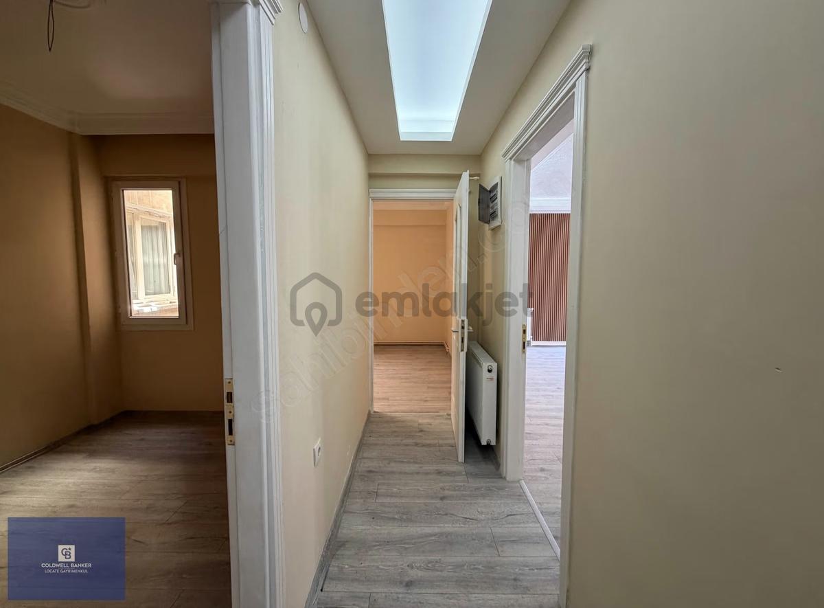 Buca Menderes Caddesinde Doğalgazlı Tadilatlı 3+1 Daire Fırsat ! - 19