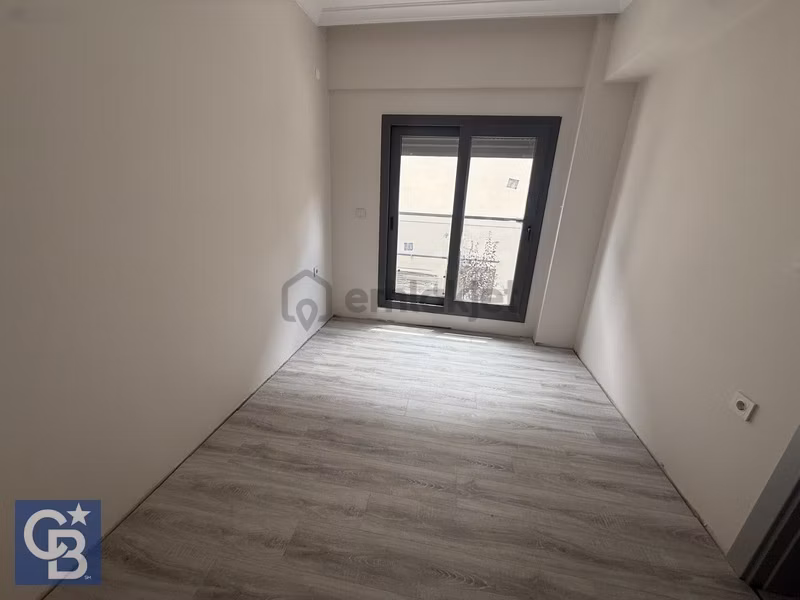 Aliağa Merkezde 1+1 Satılık Fırsat Daire - 9