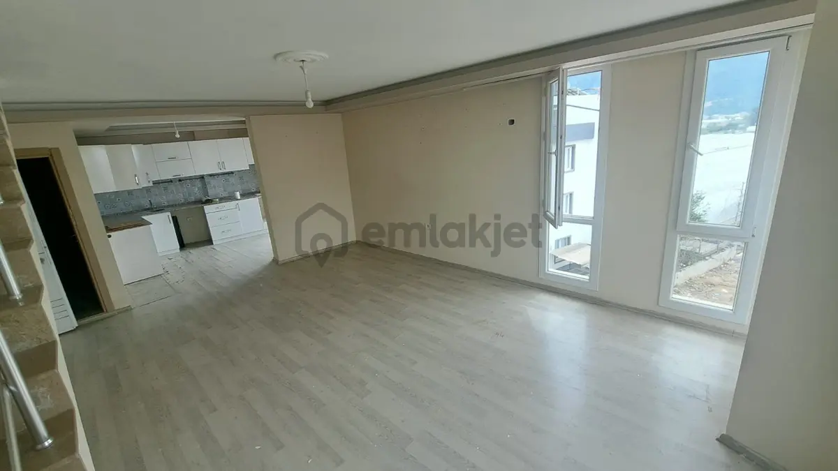 Stop’tan Karaçulha Çevreyolu Cadde Üzeri 3+1 Dubleks Daire - 7