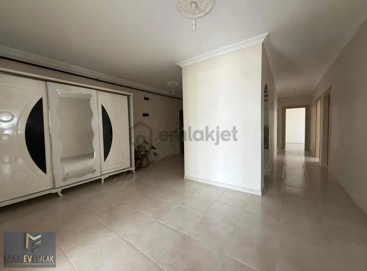 Marev Emlaktan Kiralık 4+1 Geniş Daire - 5