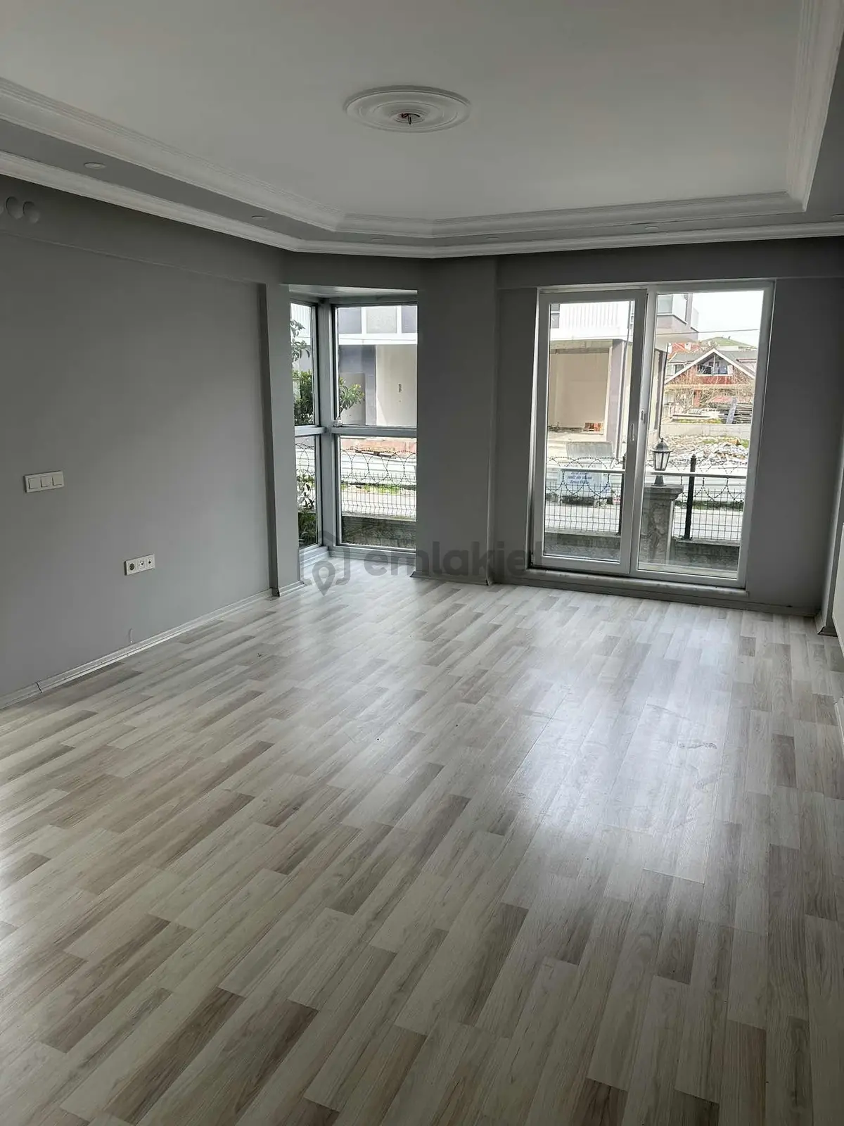 Çınaraltı Sitesinde Giriş Katında 3+1 Kiralık Daire - 13