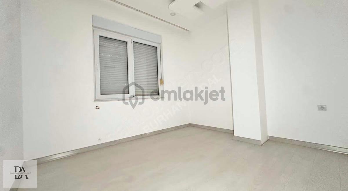 Satılık 6+1 Dubleks Daire: 360m² Geniş Yaşam Alanı - 11
