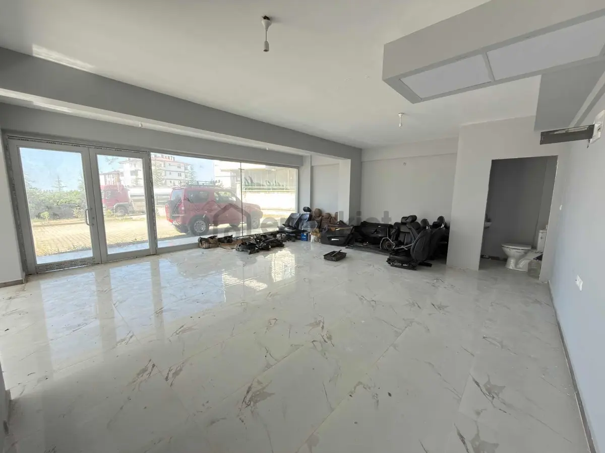 Rw.beta'dan Kıran'da Önü Açık 80 Mt2 Dükkan - 18
