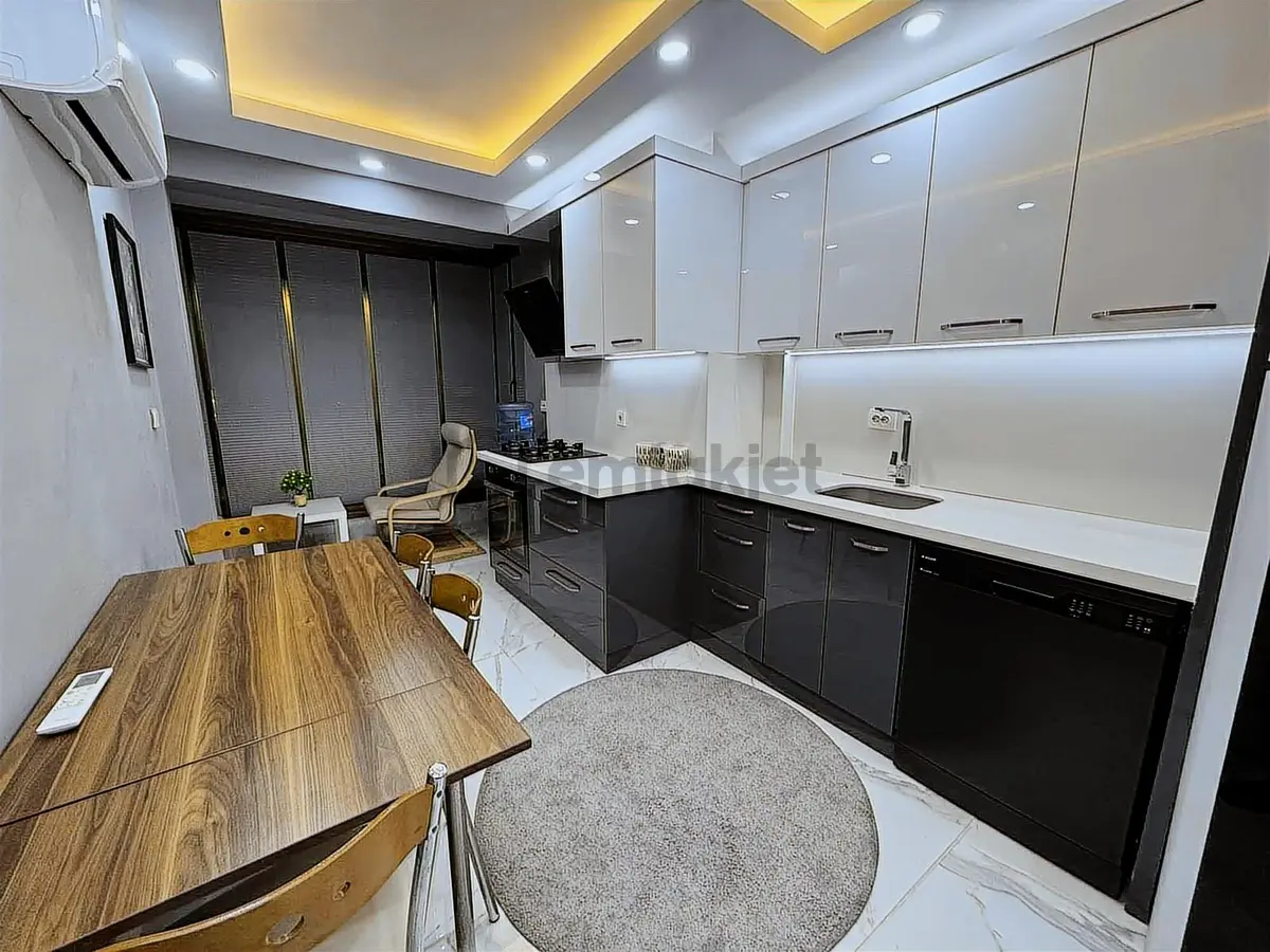 Full Mimarı Geniş Ayrı Mutfaklı 2+1 Satılık Daire - 16