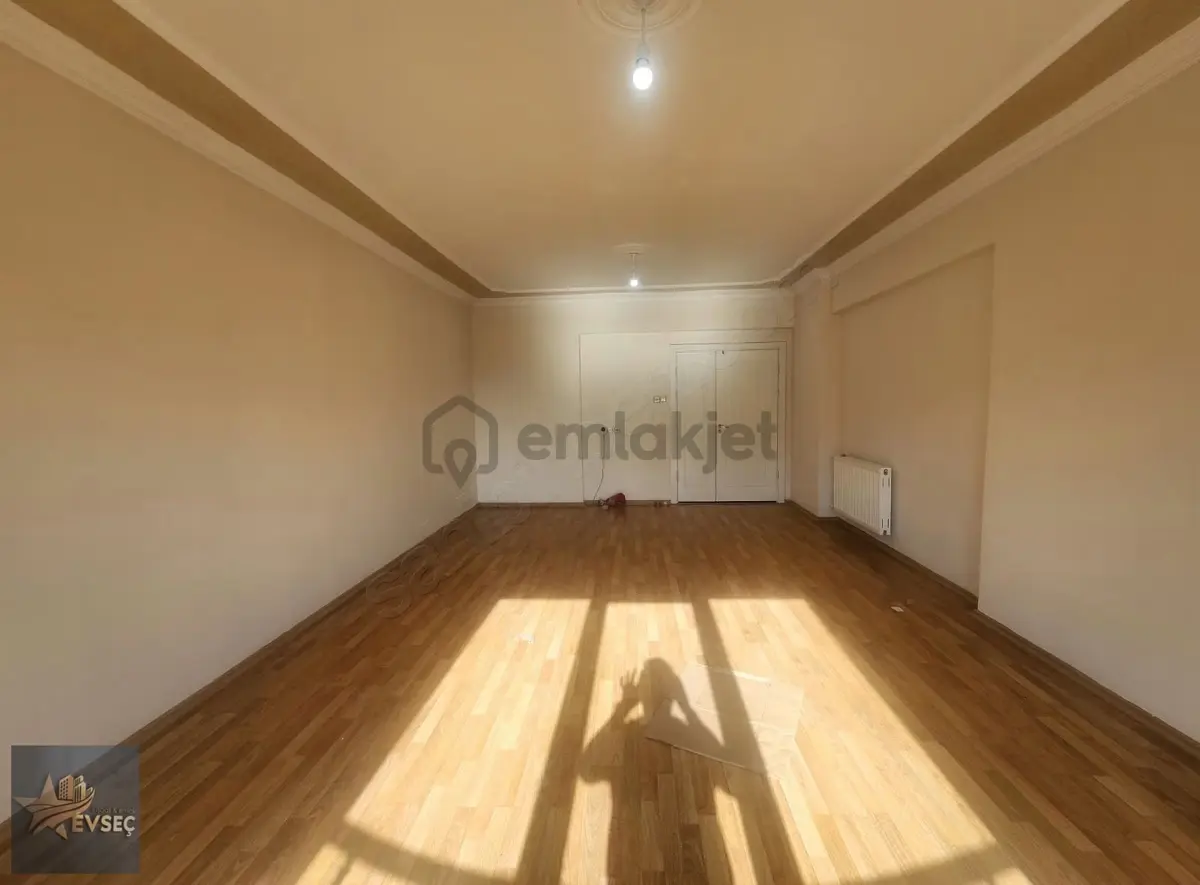 Evseç Emlaktan Site İçerisinde 5 Odalı Satılık Daire - 11