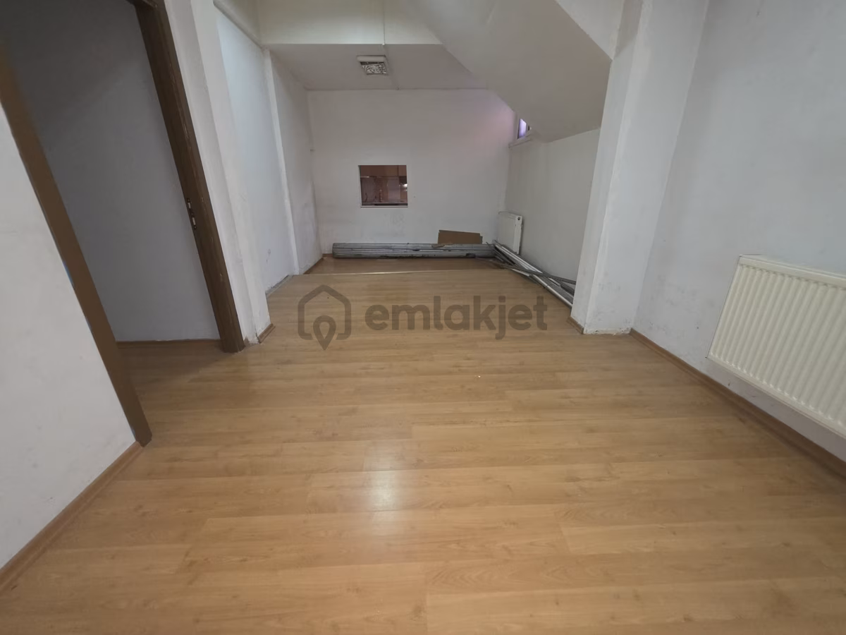 Gazze Caddesi Paraleli 300m2 Çok Amaçlı Dükkan - 13