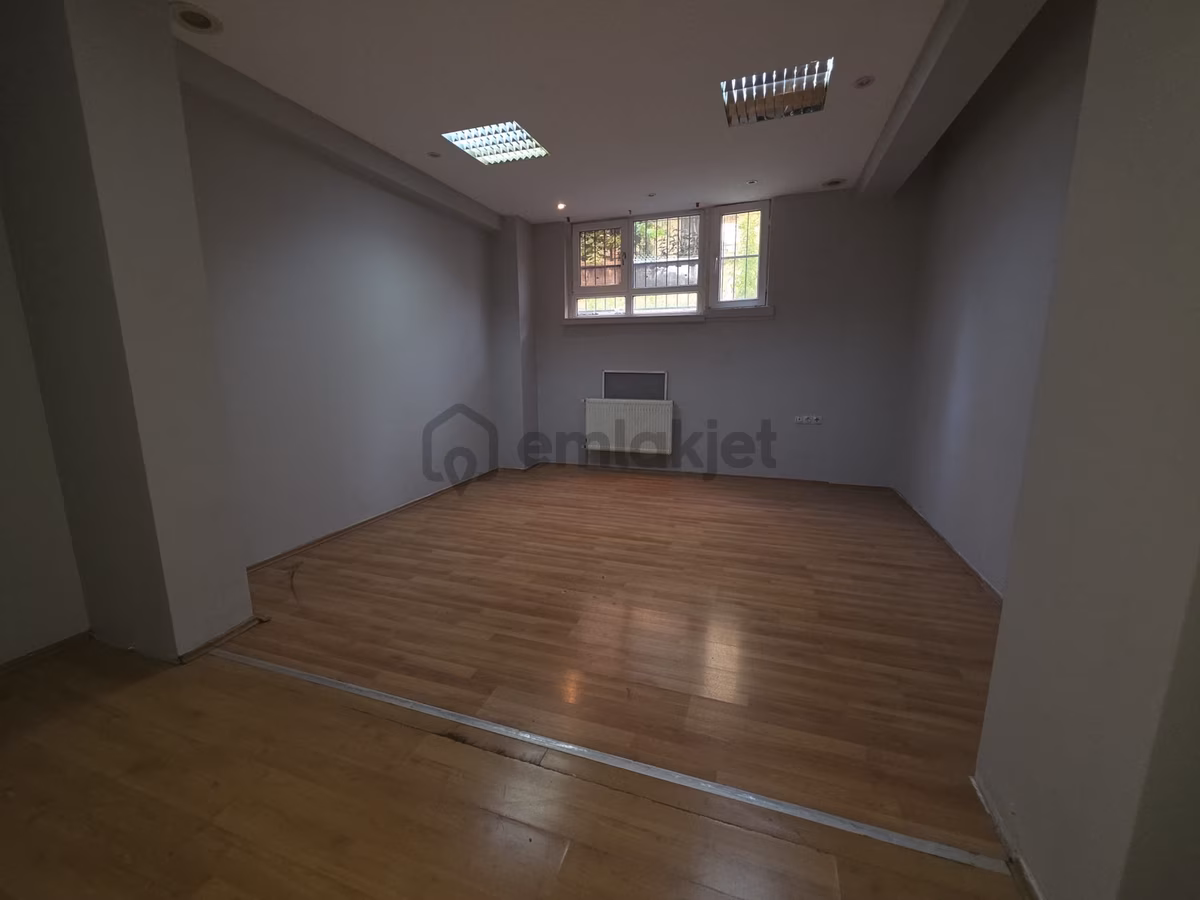 Gazze Caddesi Paraleli 300m2 Çok Amaçlı Dükkan - 15