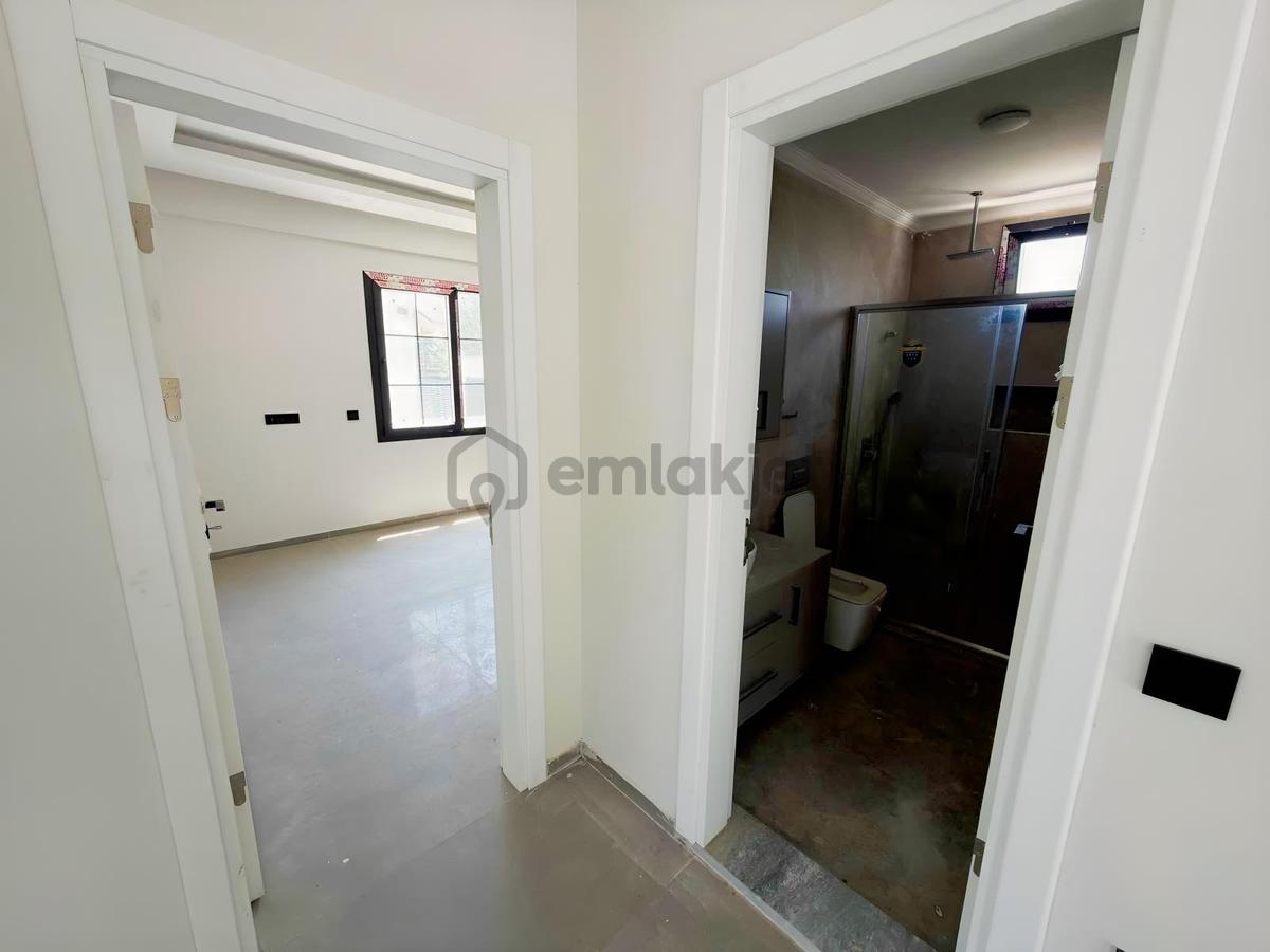 4+1 Satılık Müstakil Villa | Özel Havuzlu | Yerden Isıtmalı | - 14