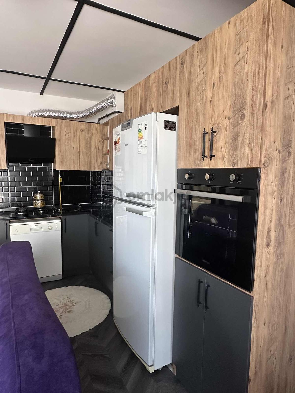 Truva// Cevat Köse' Den Eşyalı Kiralık 2+1 Daire - 26