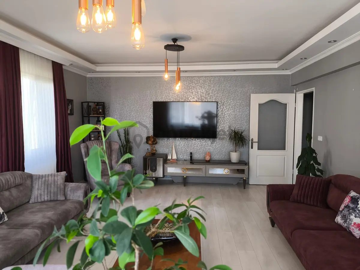 Barış Mah Merkezi Konumda Full Tadilatlı 3+1 Satılık Daire - 10