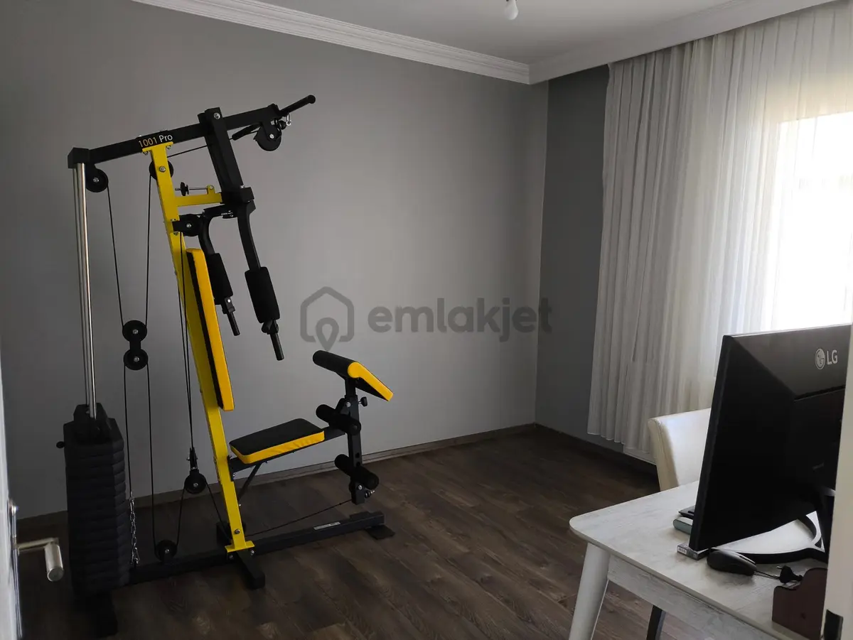 Barış Mah Merkezi Konumda Full Tadilatlı 3+1 Satılık Daire - 8