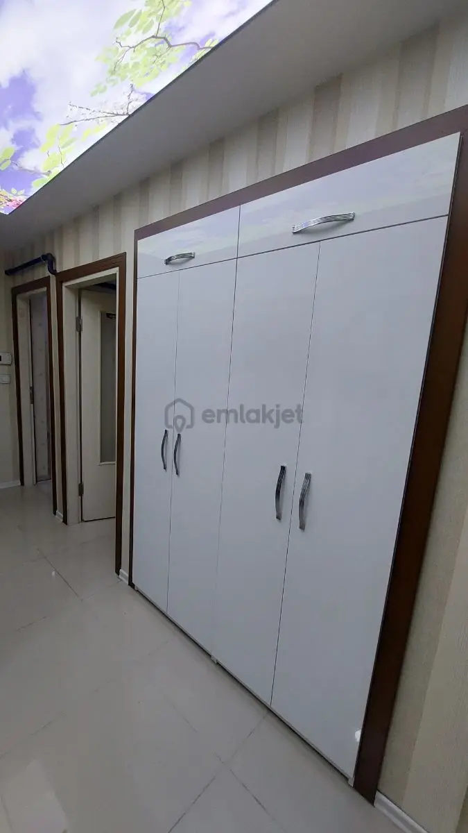 Bağlarbaşında Asansörlü Full Yapılı Orta Kat Daire - 28