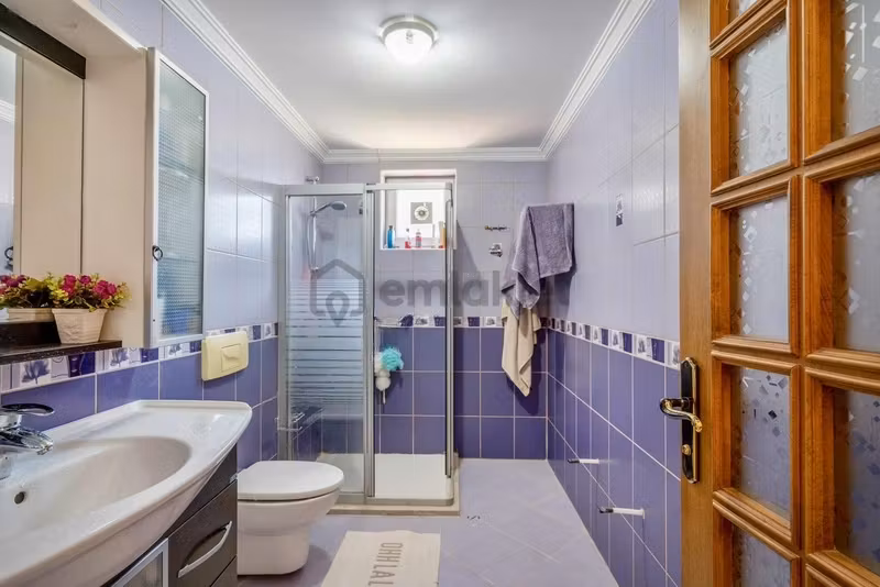 Mudanya'da Denize Sıfır Altınışık Villa Sitesinde Özel Villa - 24