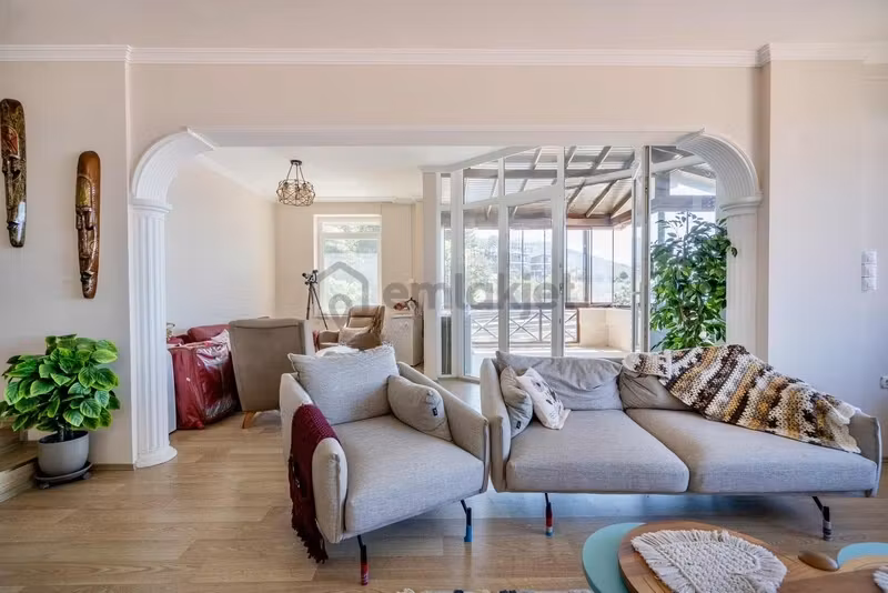 Mudanya'da Denize Sıfır Altınışık Villa Sitesinde Özel Villa - 28