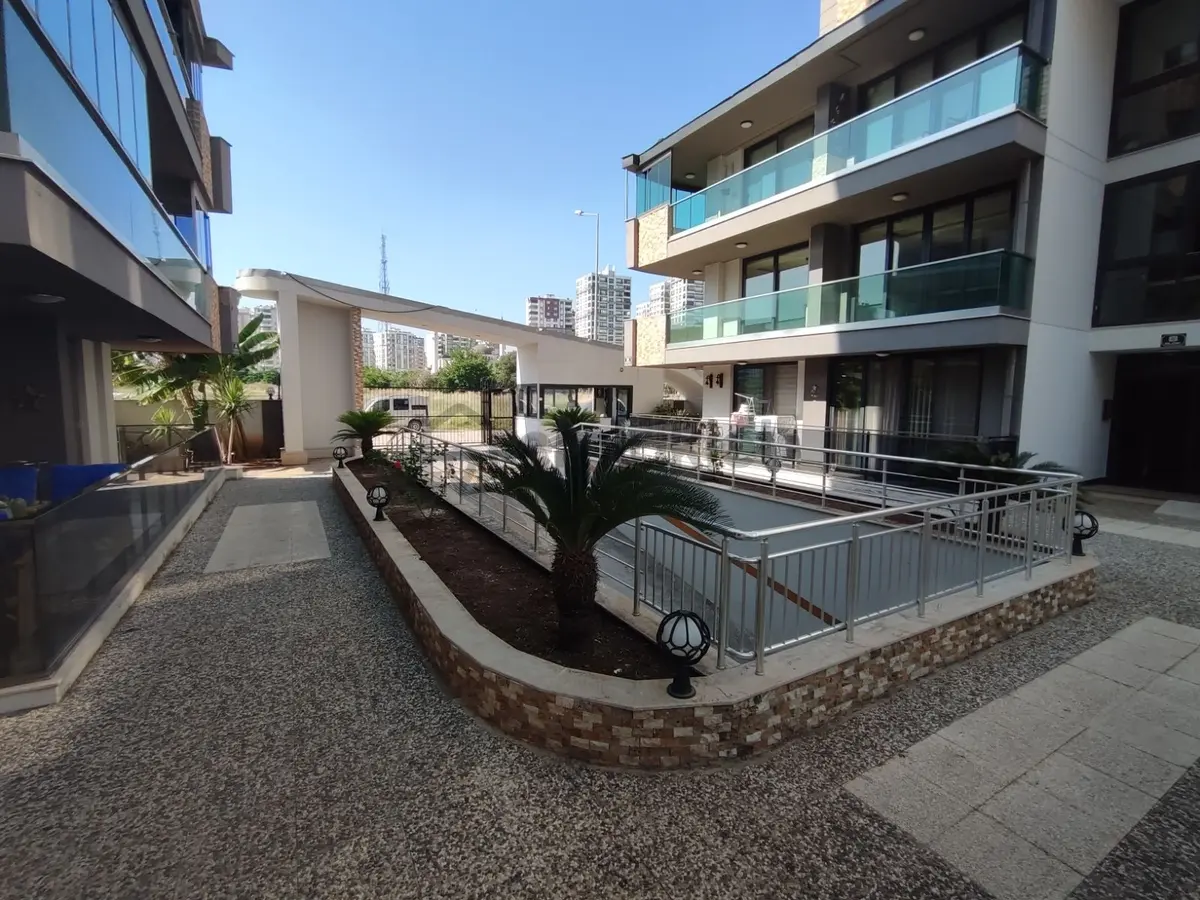 Türkmenbaşı Blvr Az Katlı Lüks Site 3+1 Satılık Daire - 31