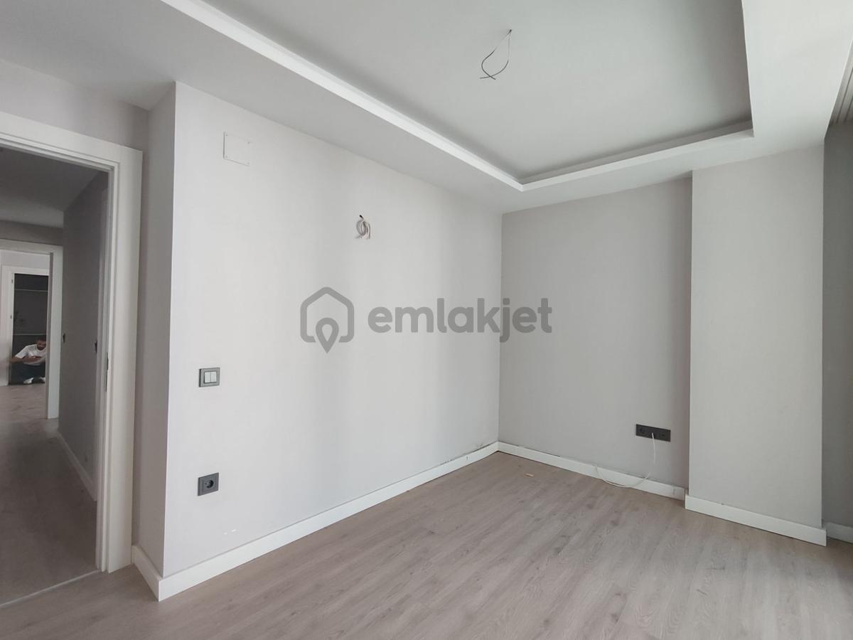 Türkmenbaşı Blvr Az Katlı Lüks Site 3+1 Satılık Daire - 15