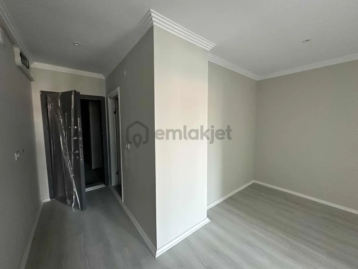 Nef Önü Cadde Üzerinde Sıfır Eşyasız Kiralık 1+1 - 6