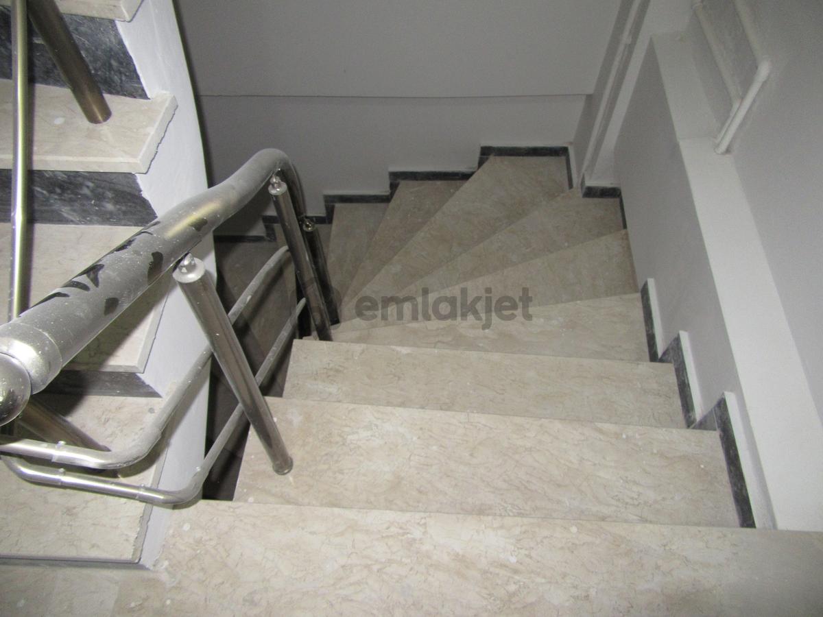 Çeliktepe Mahallesinde 2+2 93m2 Satılık Sıfır Dubleks Daire - 17