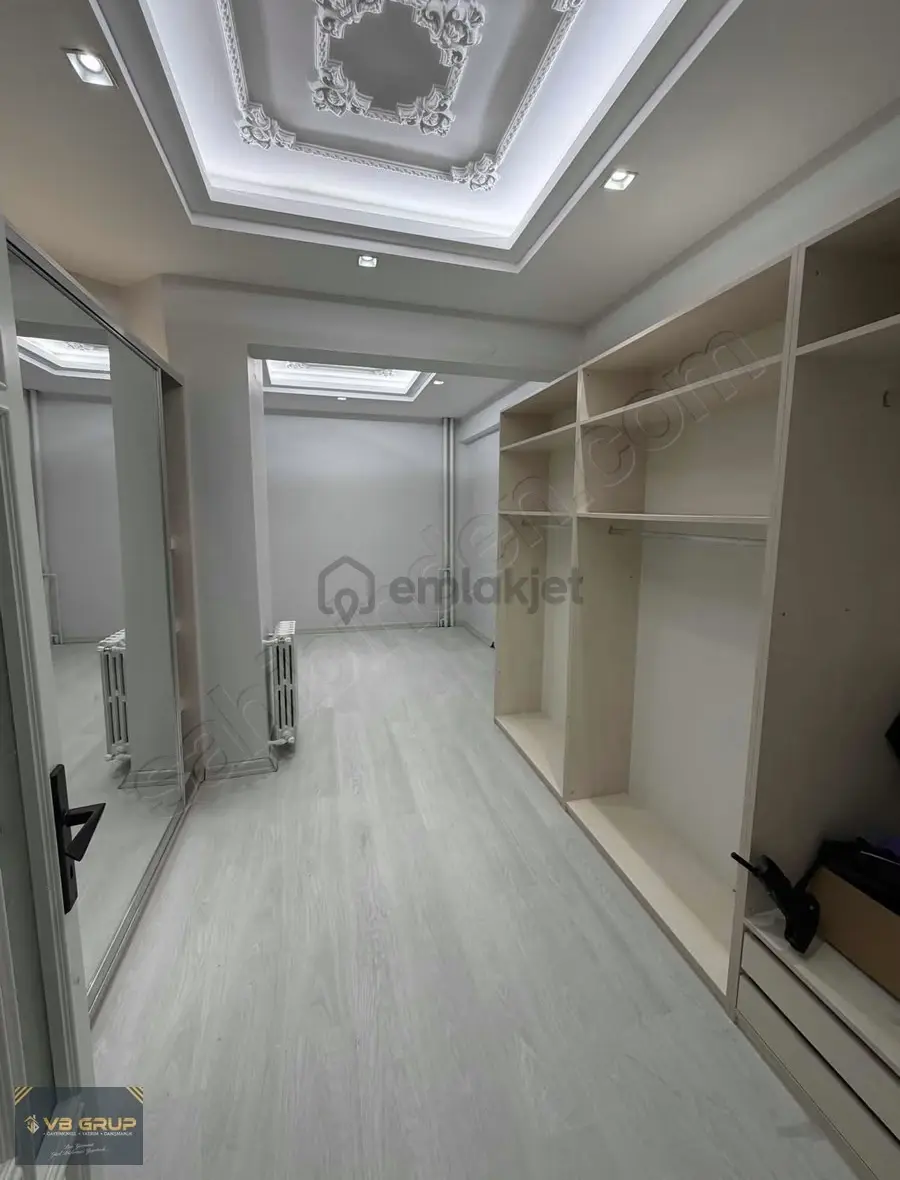 Alpaslan Mahallesinde Satılık 4+1 Daire - 8