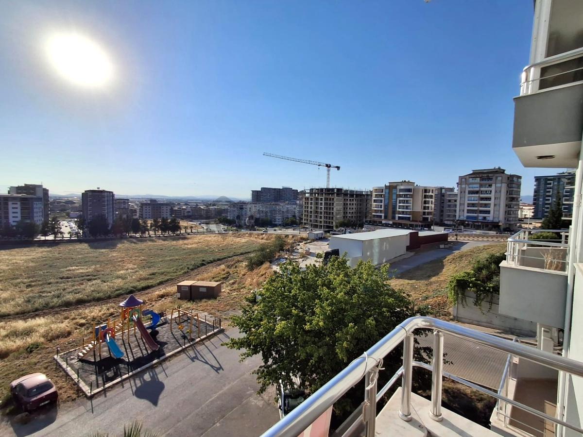 Ulukent 29 Ekim Mahallesinde Eşyalı 3+1 Kiralık Daire - 23