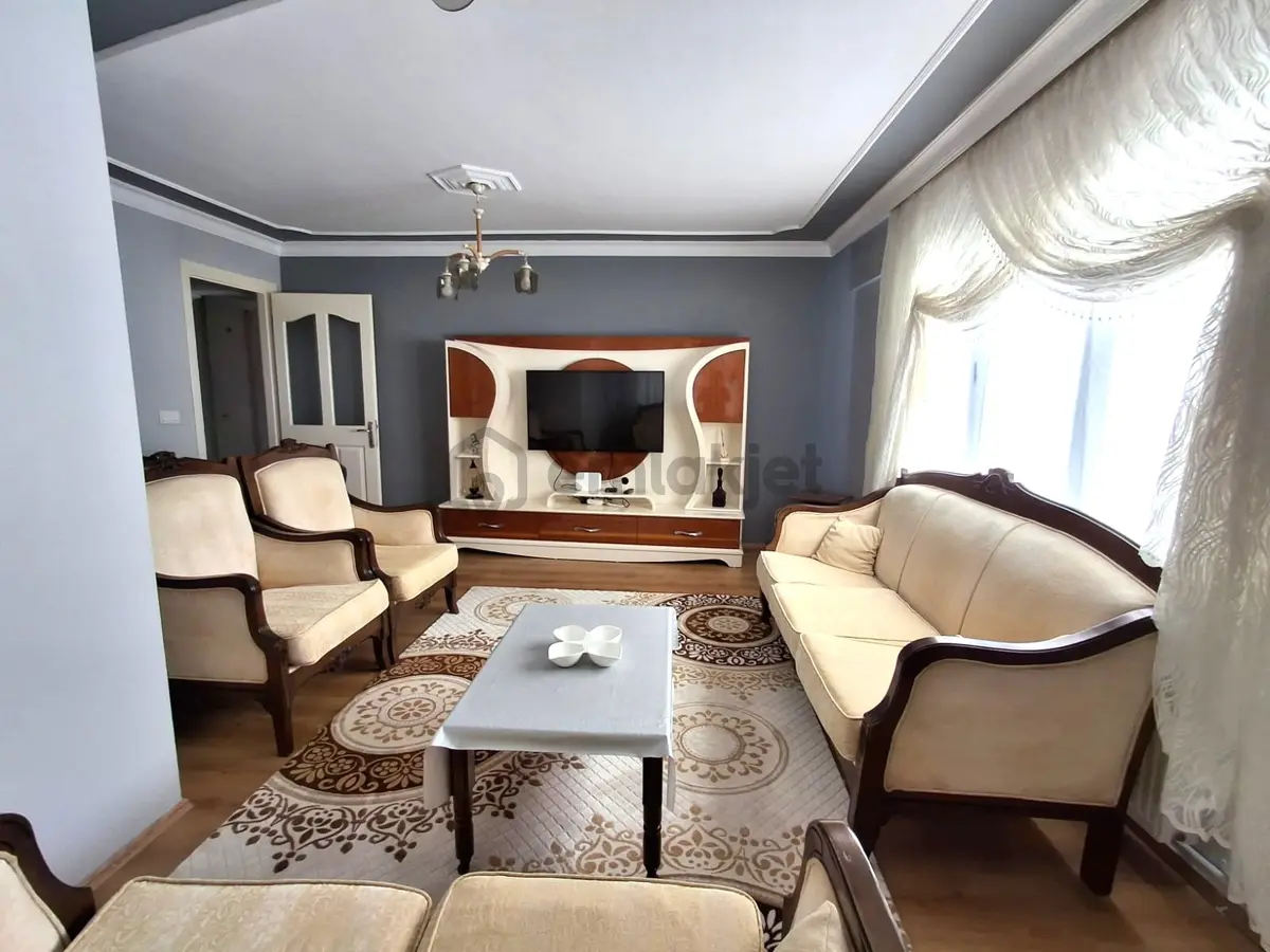 Ulukent 29 Ekim Mahallesinde Eşyalı 3+1 Kiralık Daire - 22