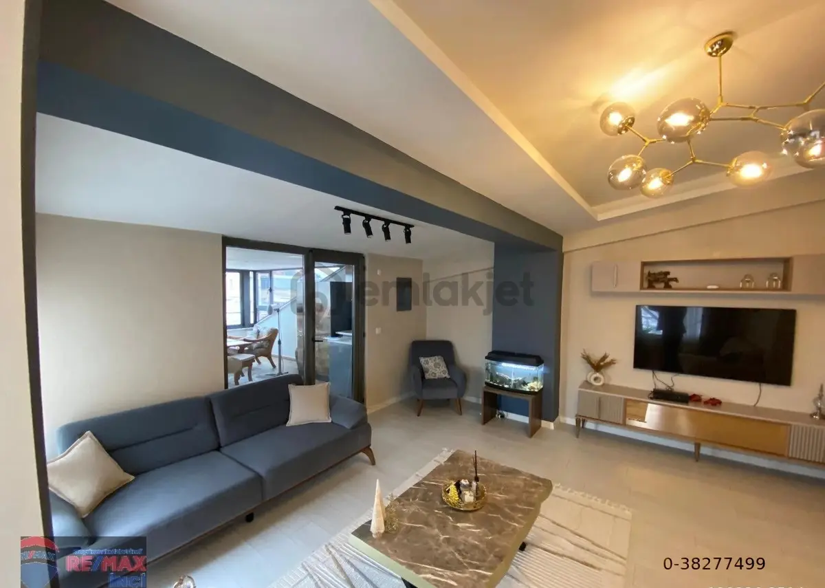 Re/max İnci'den Beyoğlu Caddesinde Satılık 4+1 Dubleks Daire - 8