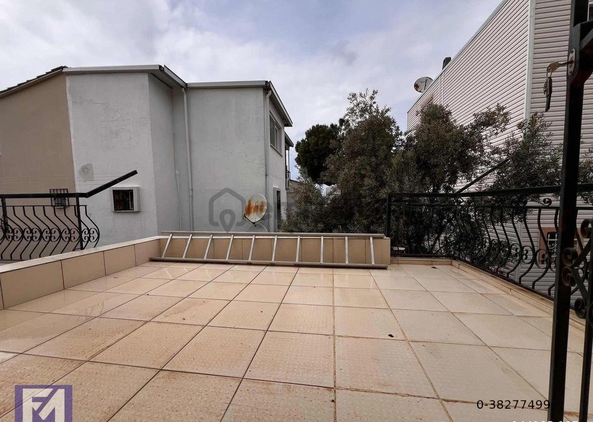 Eskifoçada Satılık Müstakil Kullanımlı Dubleks Villa - 35