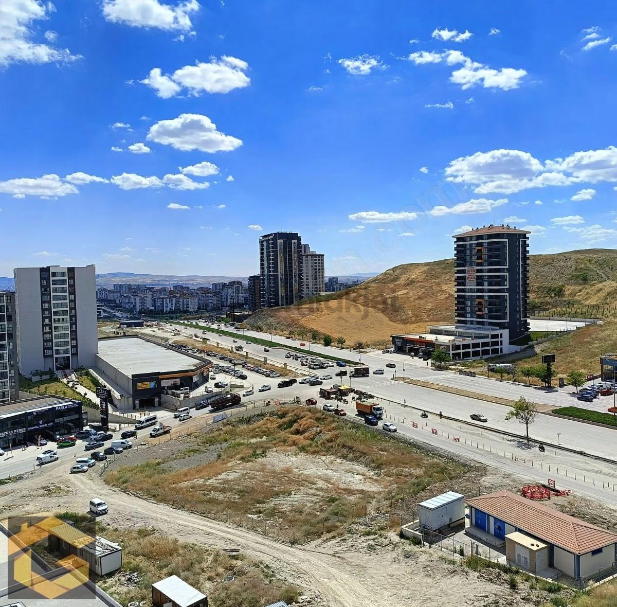 Site İçerisinde Önü Açık Bulvar Üzeri Satılık 1+1 - 18