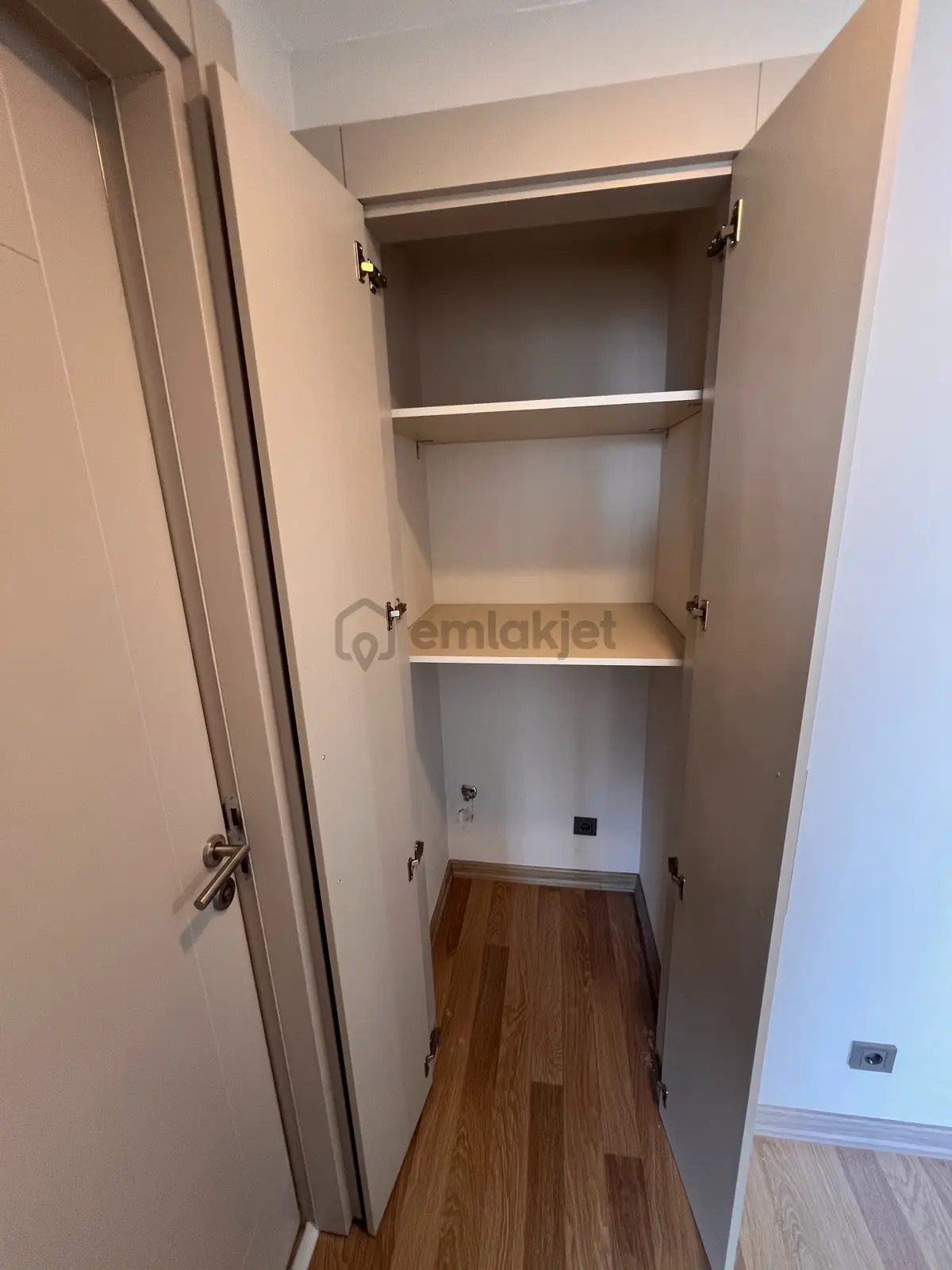 Güneşbahçe Evleri Sifir Kiralık 1+1 Cadde Cephe - 3